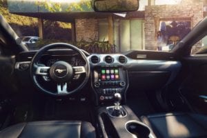 2018 mustang interior features