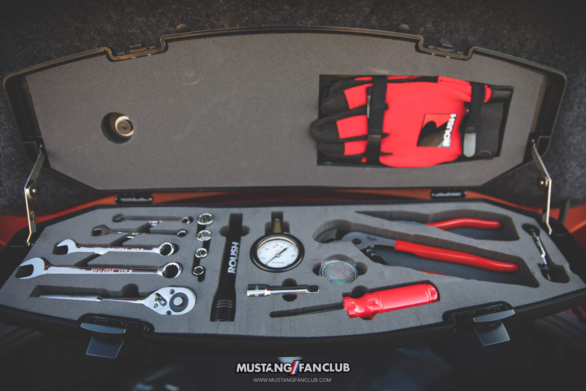 ROUSH trunk tool kit