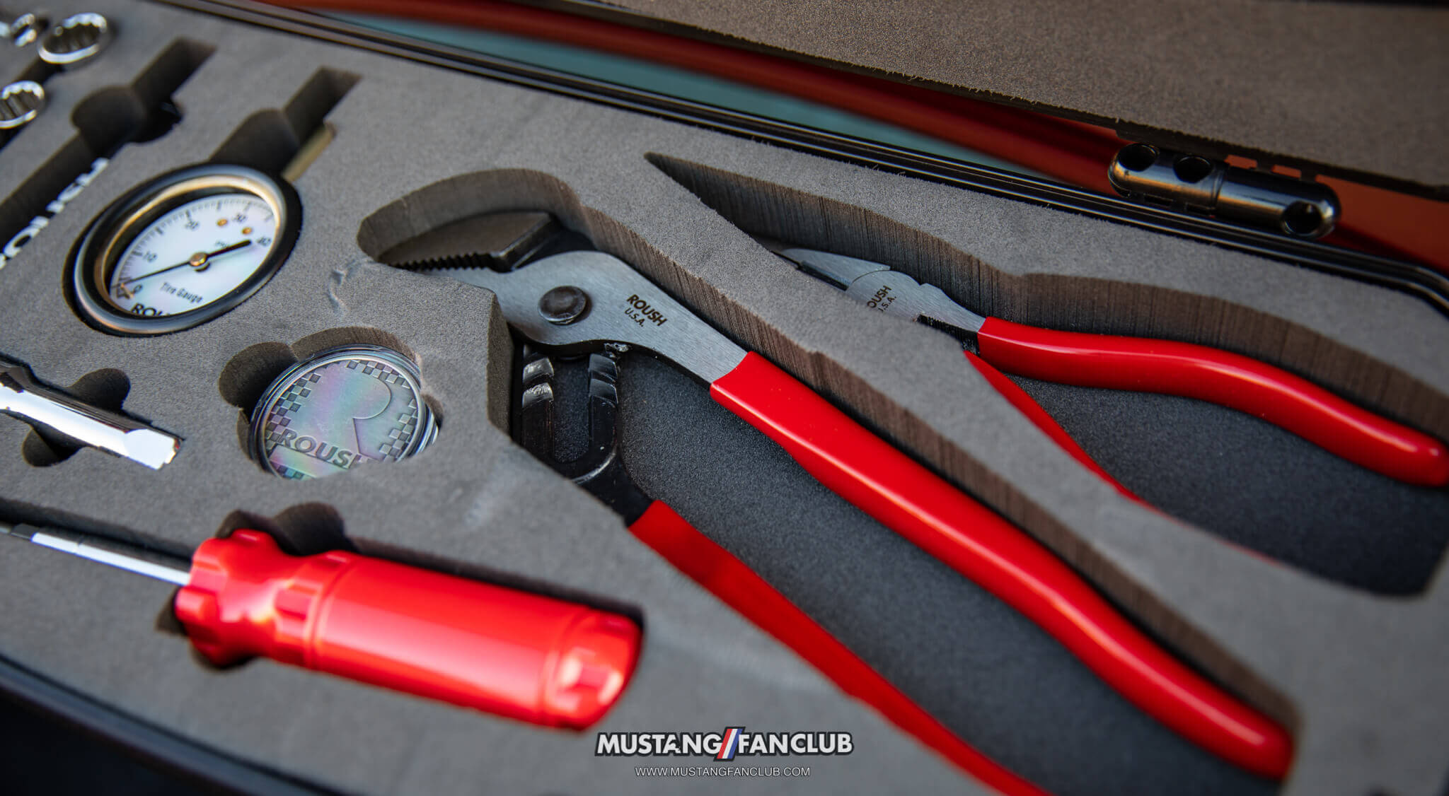 ROUSH trunk tool kit