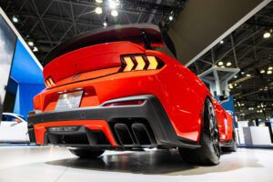 Race Red Dark Horse SC Exhaust